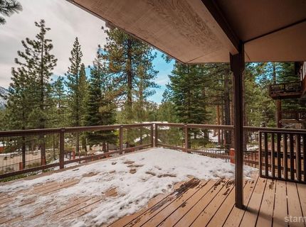 1641 Crystal Air Drive, South Lake Tahoe, CA 96150 Photo