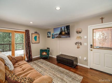 1641 Crystal Air Drive, South Lake Tahoe, CA 96150 Photo