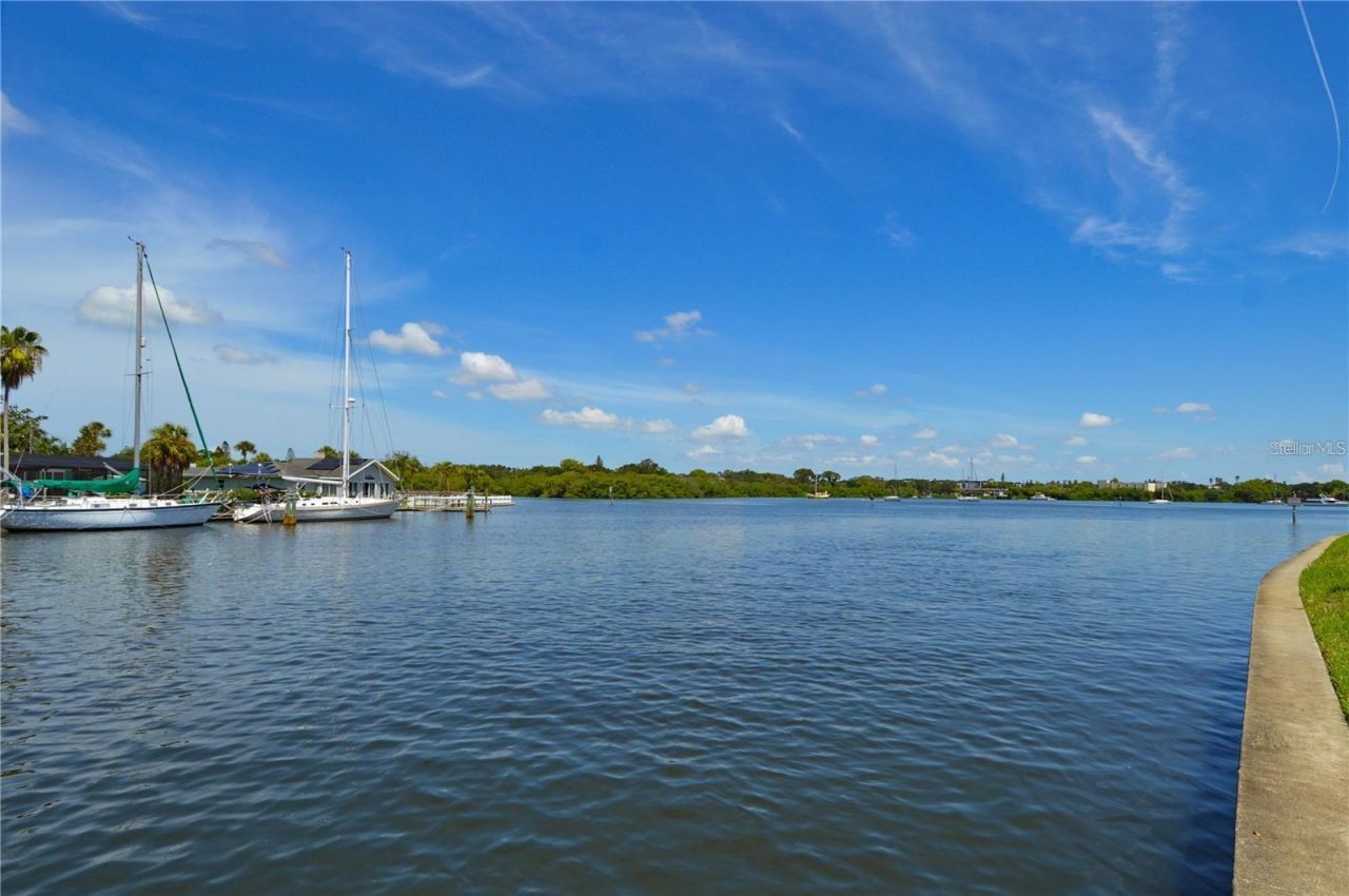 3873 Pompano Drive Se, Unit B, Saint Petersburg, FL 33705 Photo