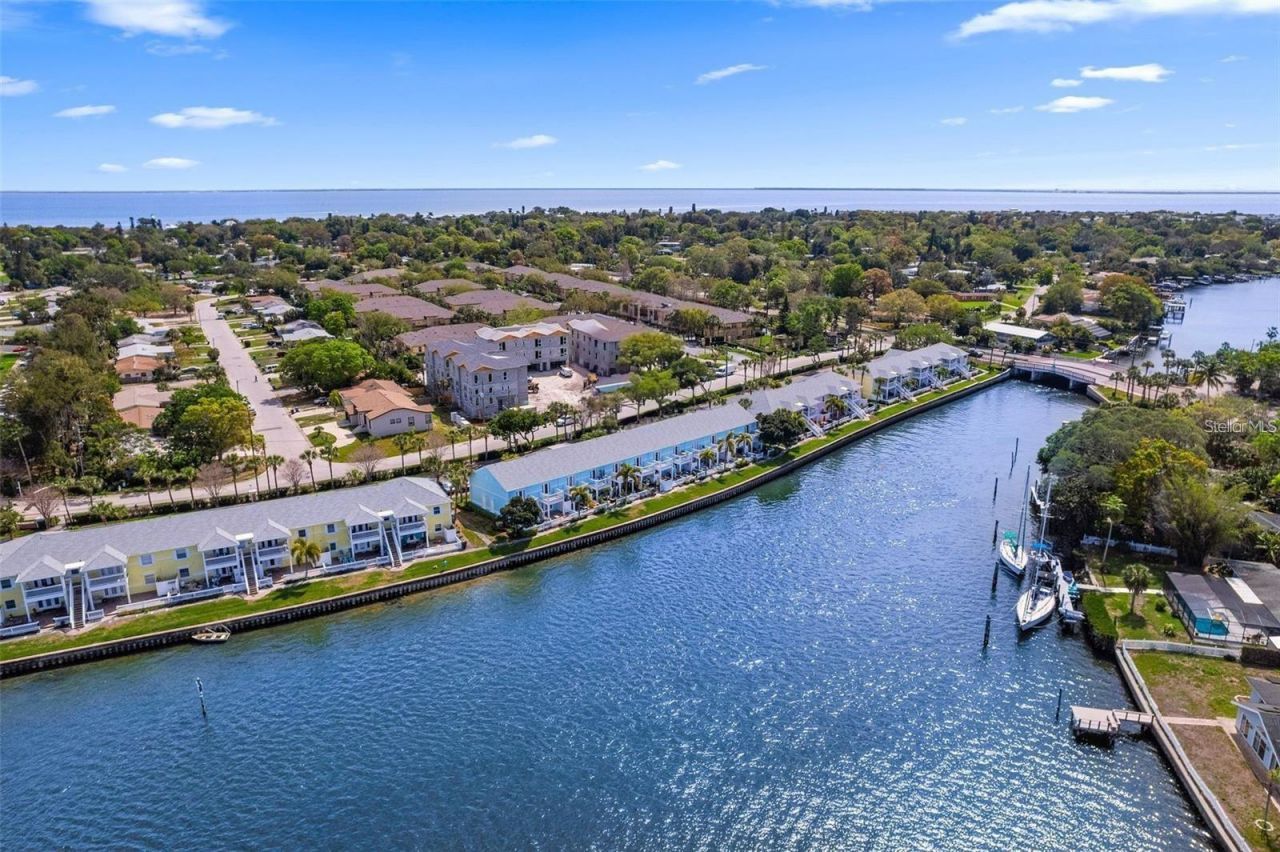 3873 Pompano Drive Se, Unit B, Saint Petersburg, FL 33705 Photo