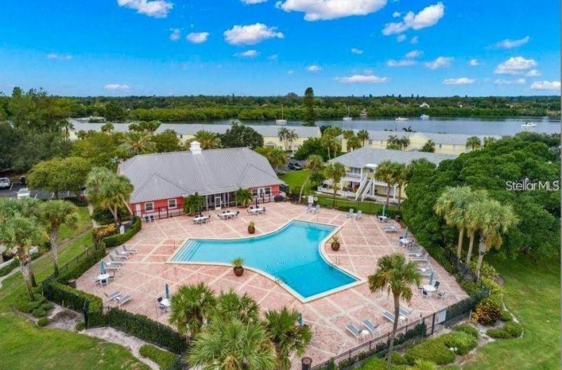 3873 Pompano Drive Se, Unit B, Saint Petersburg, FL 33705 Photo
