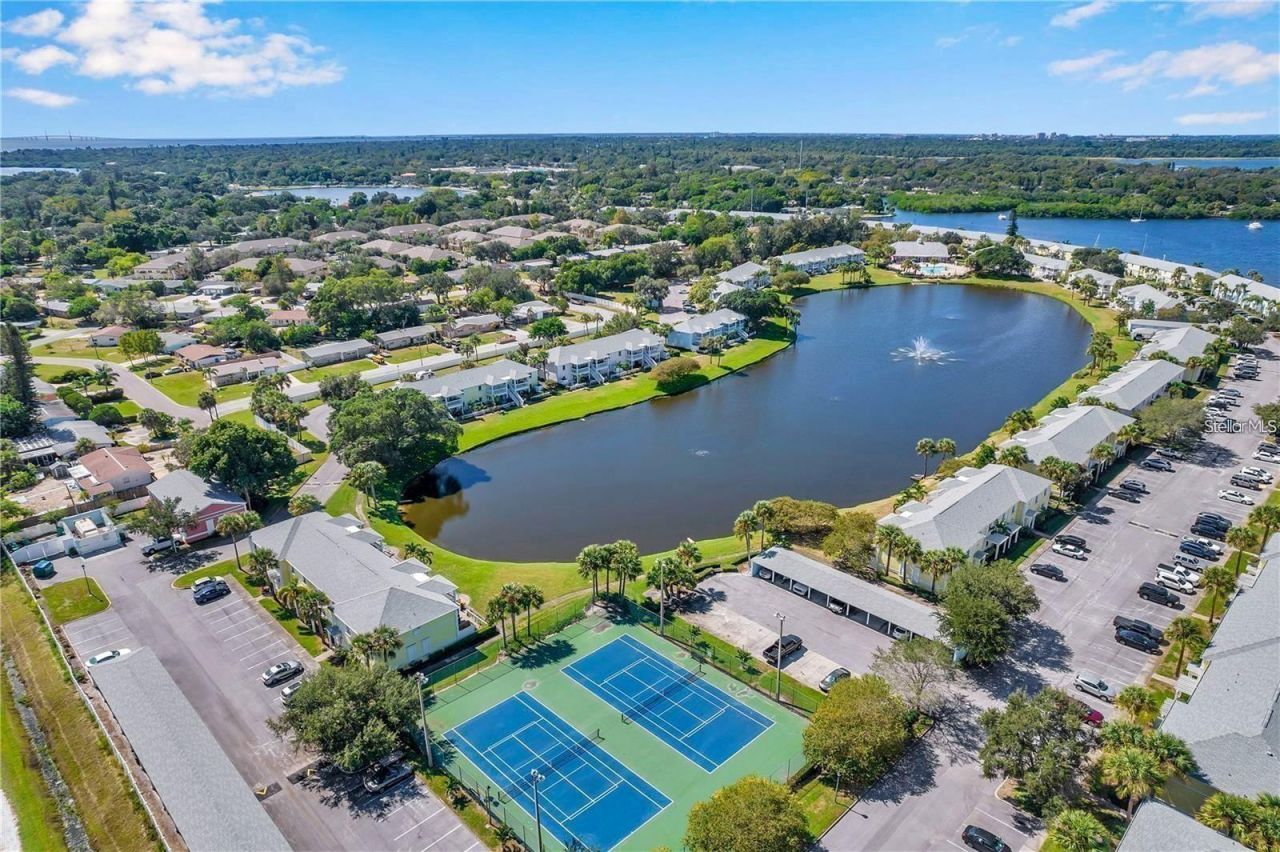 3873 Pompano Drive Se, Unit B, Saint Petersburg, FL 33705 Photo