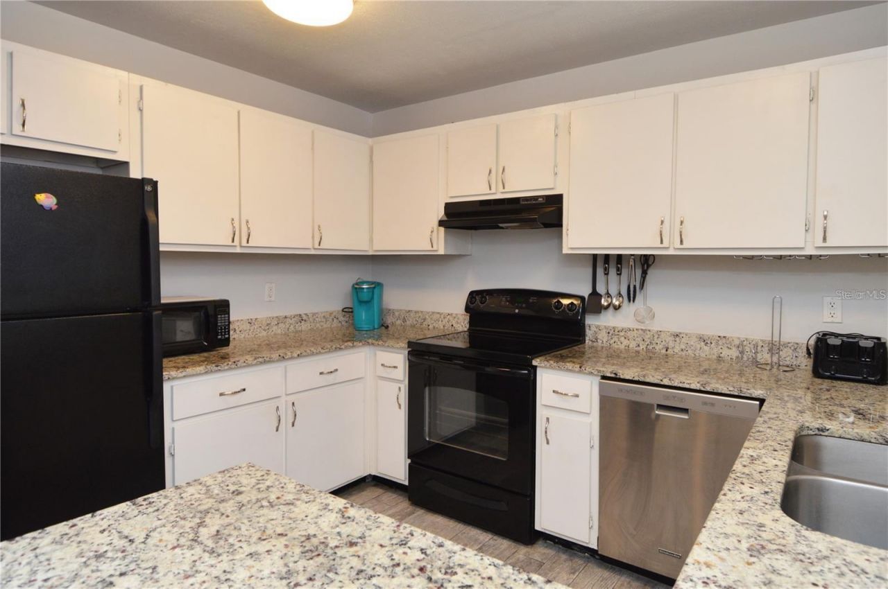 3873 Pompano Drive Se, Unit B, Saint Petersburg, FL 33705 Photo