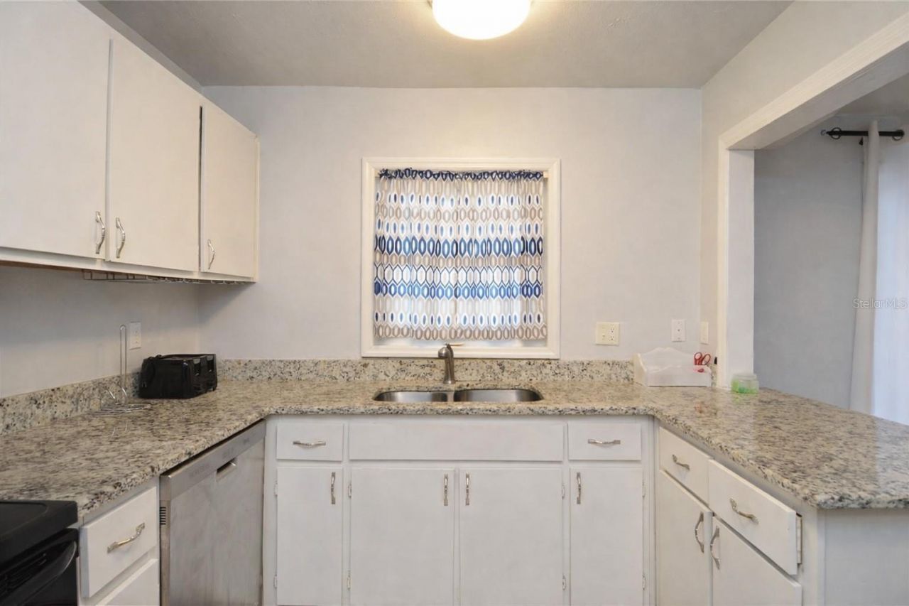 3873 Pompano Drive Se, Unit B, Saint Petersburg, FL 33705 Photo