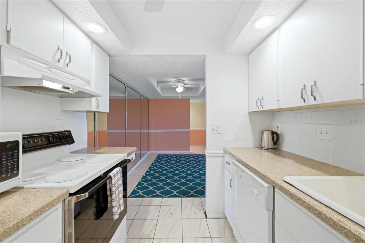 6120 43rd Street W, Unit 407B, Bradenton, FL 34210 Photo