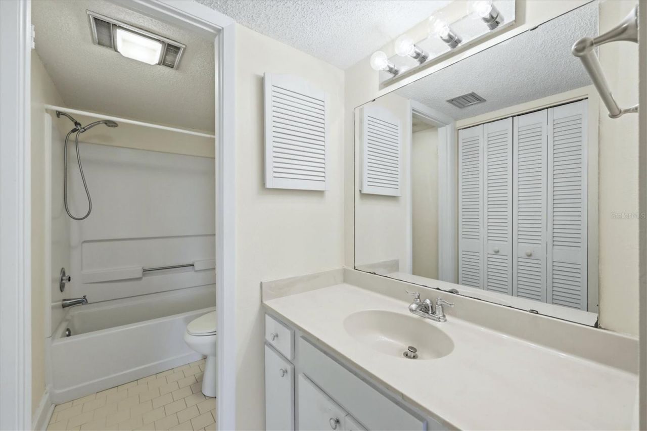 6120 43rd Street W, Unit 407B, Bradenton, FL 34210 Photo