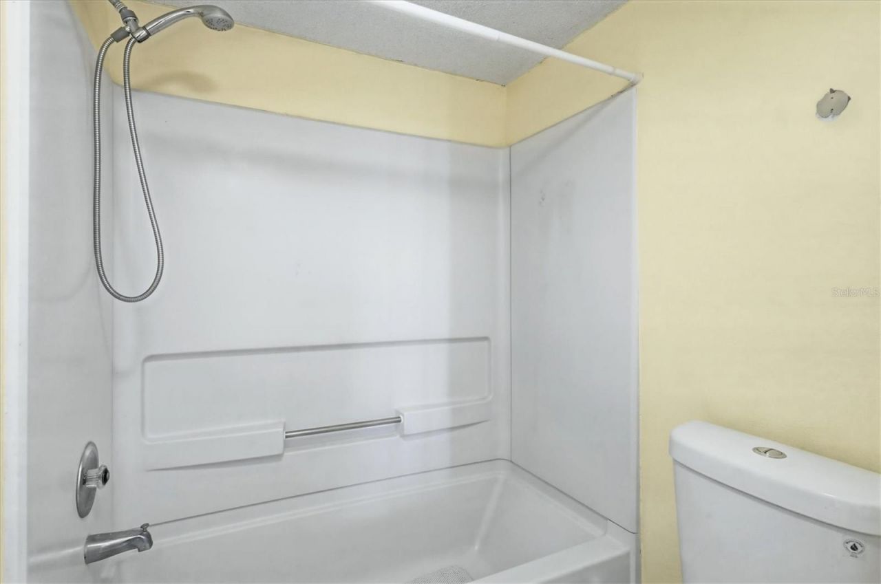 6120 43rd Street W, Unit 407B, Bradenton, FL 34210 Photo