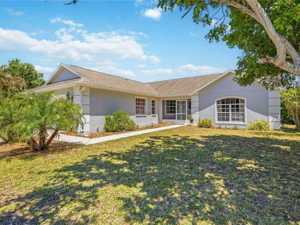 4851 HAMLETS GROVE DRIVE , SARASOTA, FL 34235