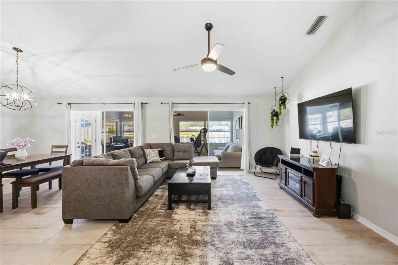 4851 Hamlets Grove Drive , Sarasota, FL 34235 Photo