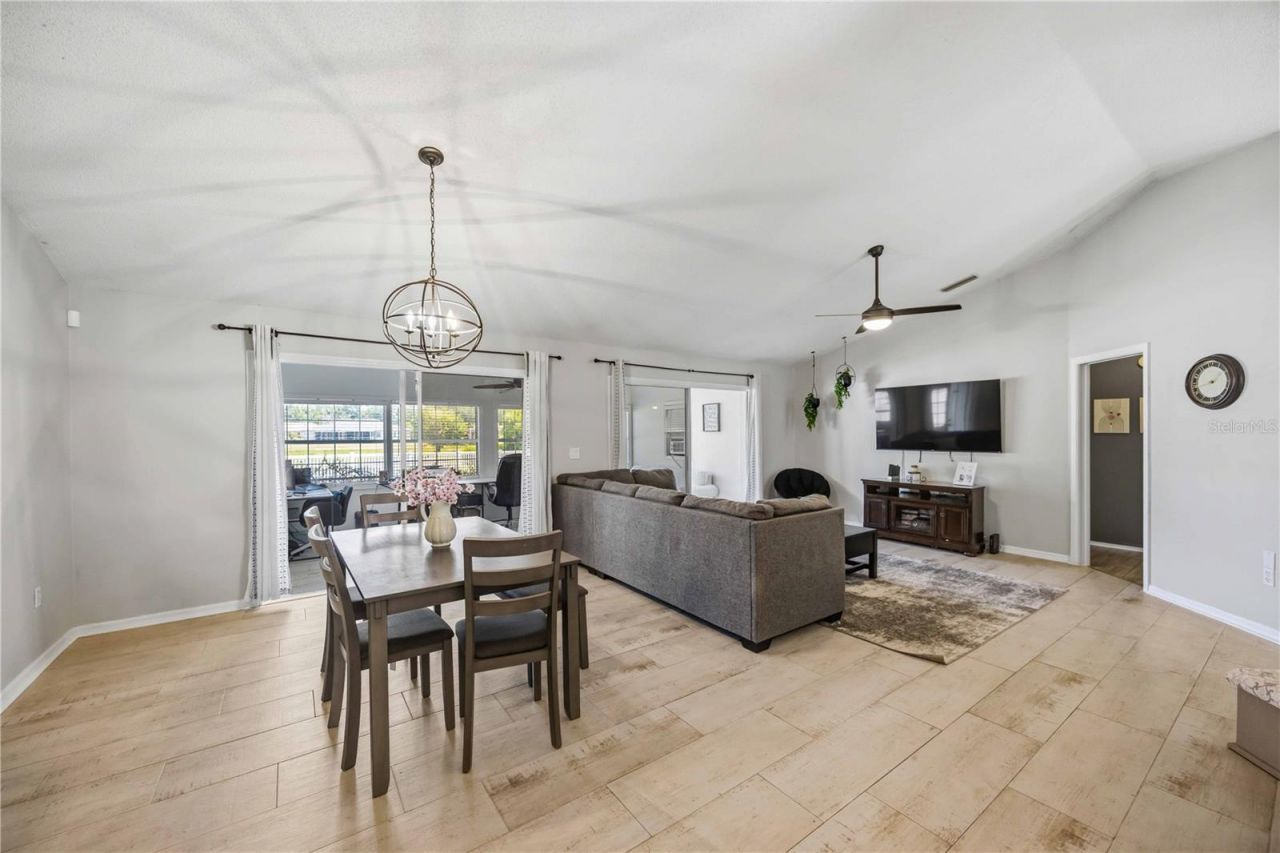 4851 Hamlets Grove Drive , Sarasota, FL 34235 Photo