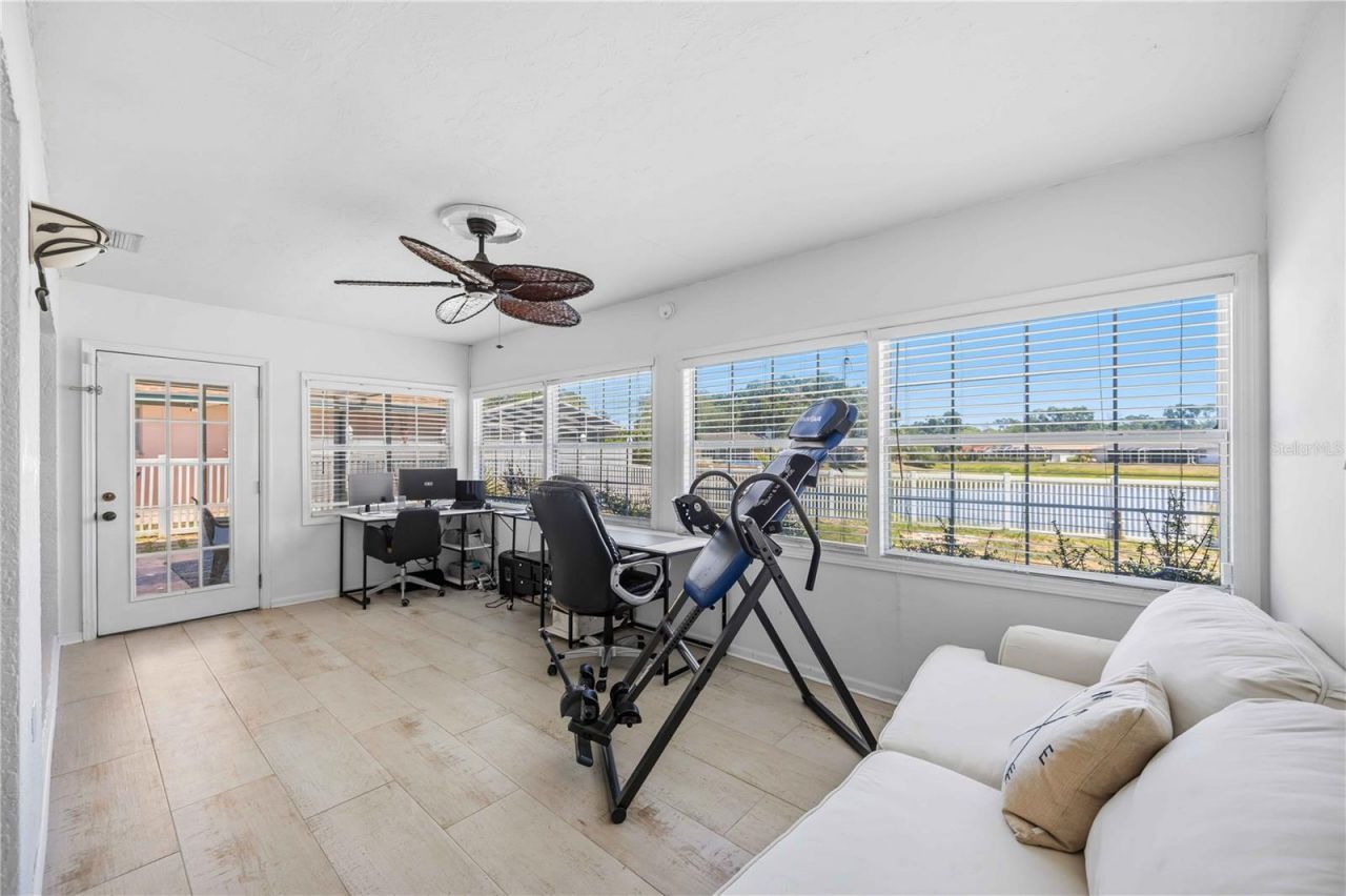 4851 Hamlets Grove Drive , Sarasota, FL 34235 Photo