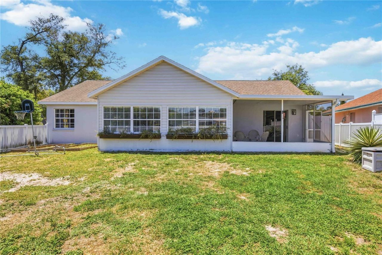 4851 Hamlets Grove Drive , Sarasota, FL 34235 Photo