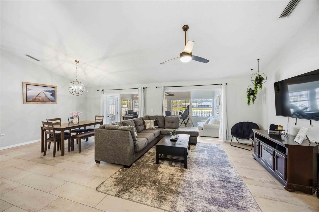 4851 Hamlets Grove Drive , Sarasota, FL 34235 Photo