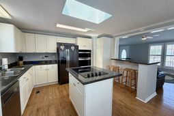 1770 Mason Circle  photo 4