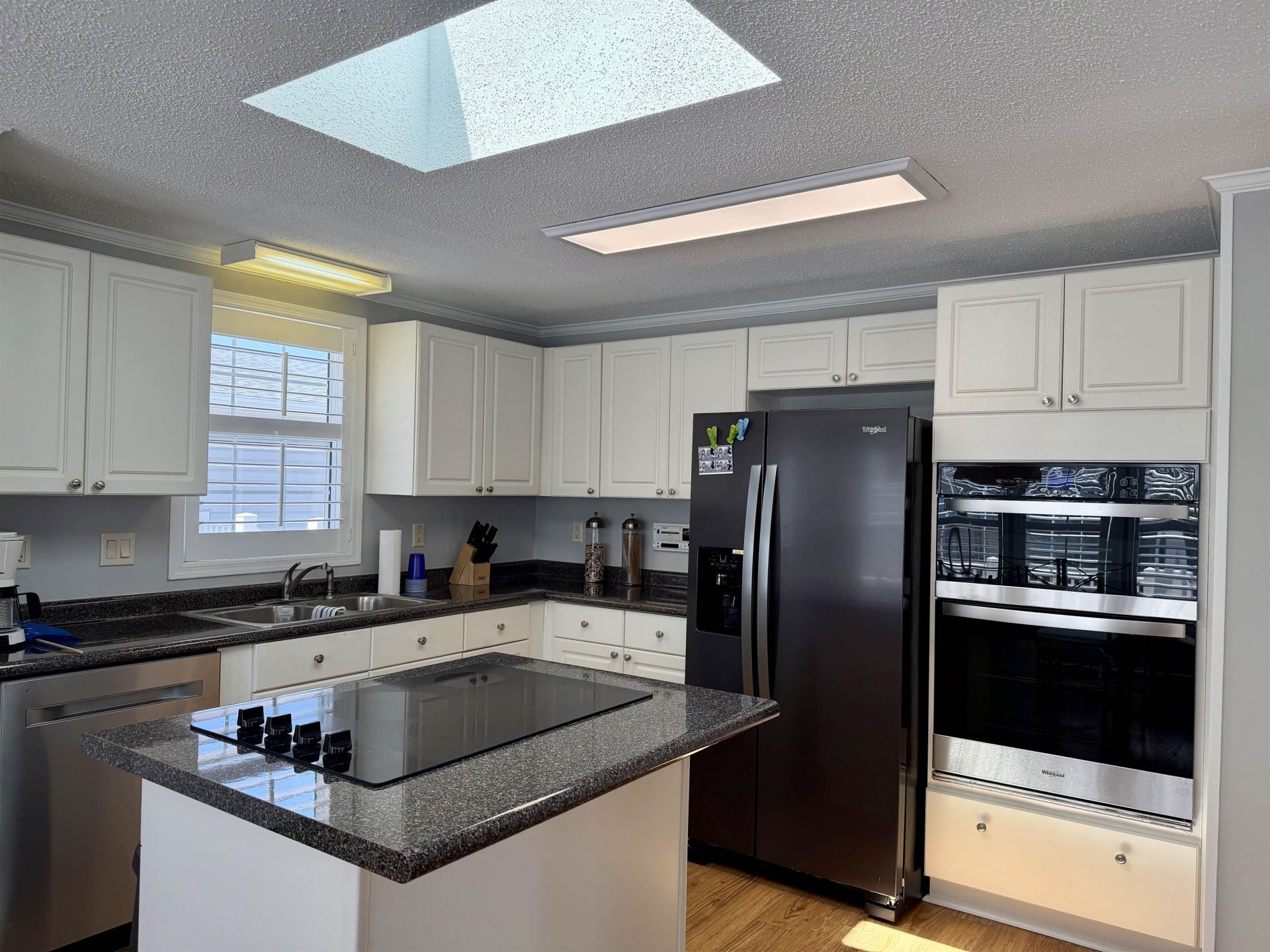 1770 Mason Circle  Photo 5