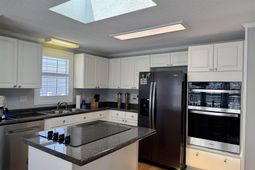 1770 Mason Circle  photo 4