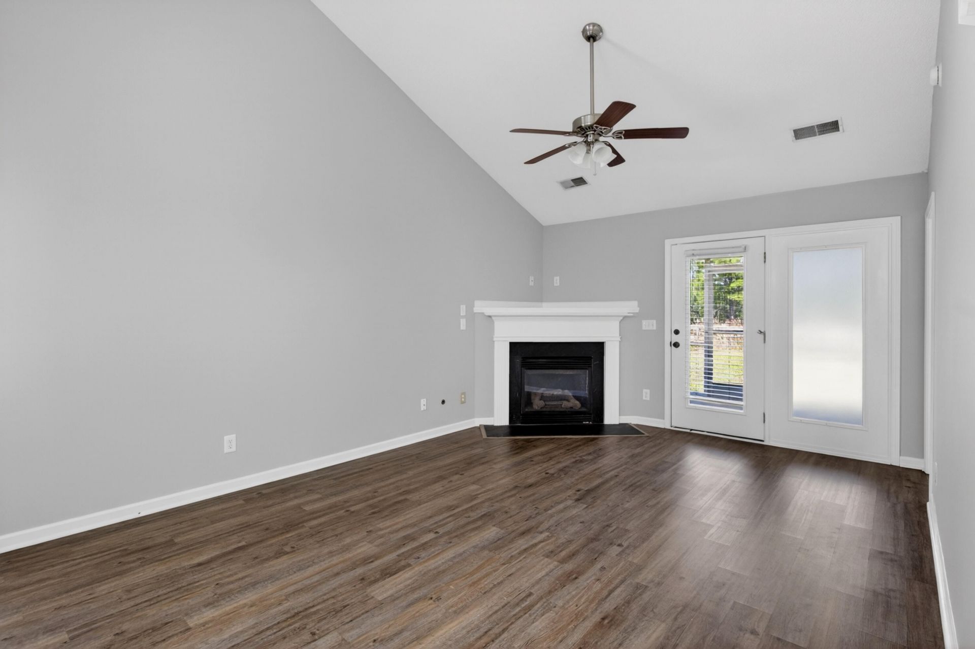 1238 River Rock Road Photo 13