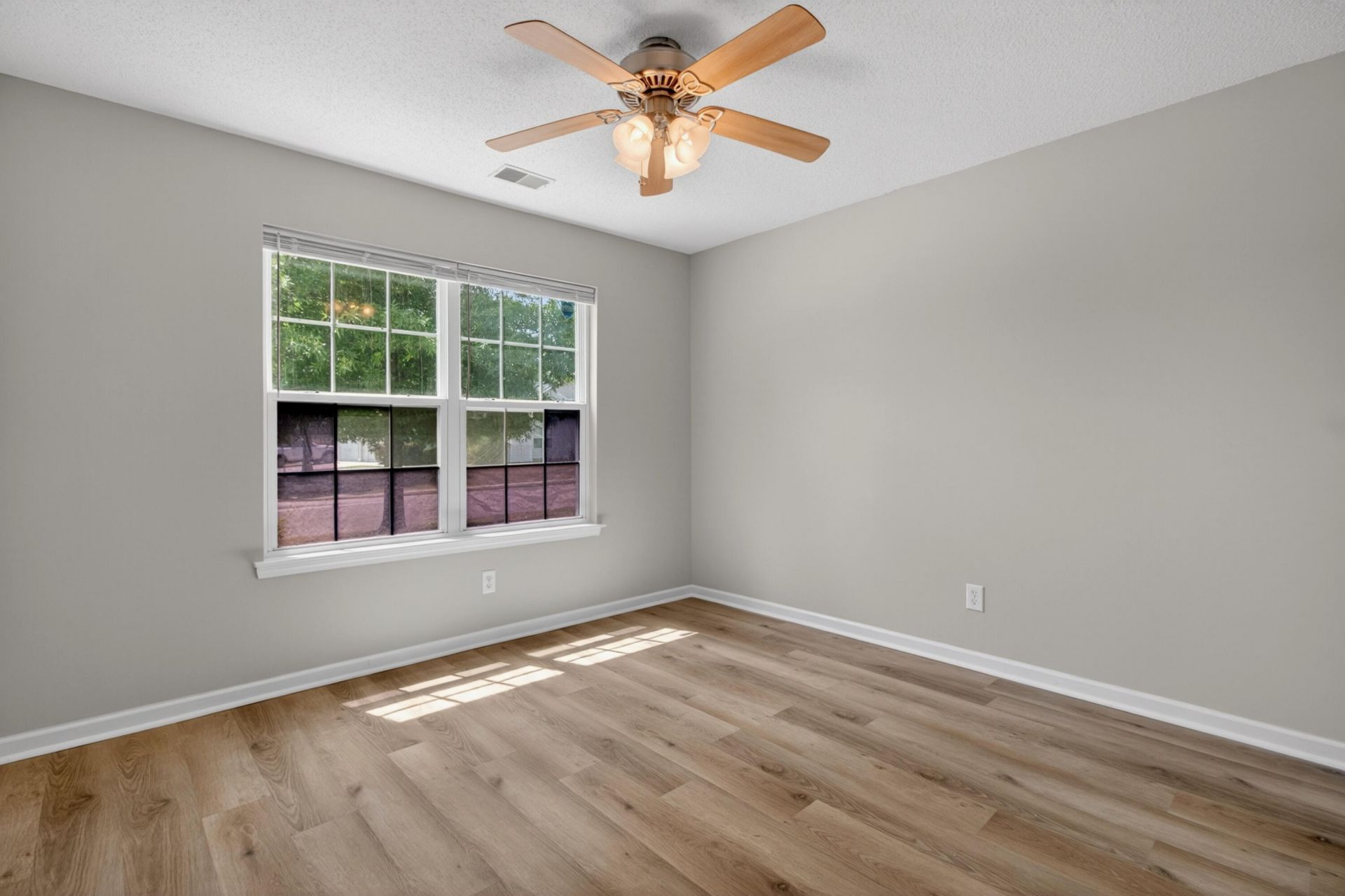 1238 River Rock Road Photo 26