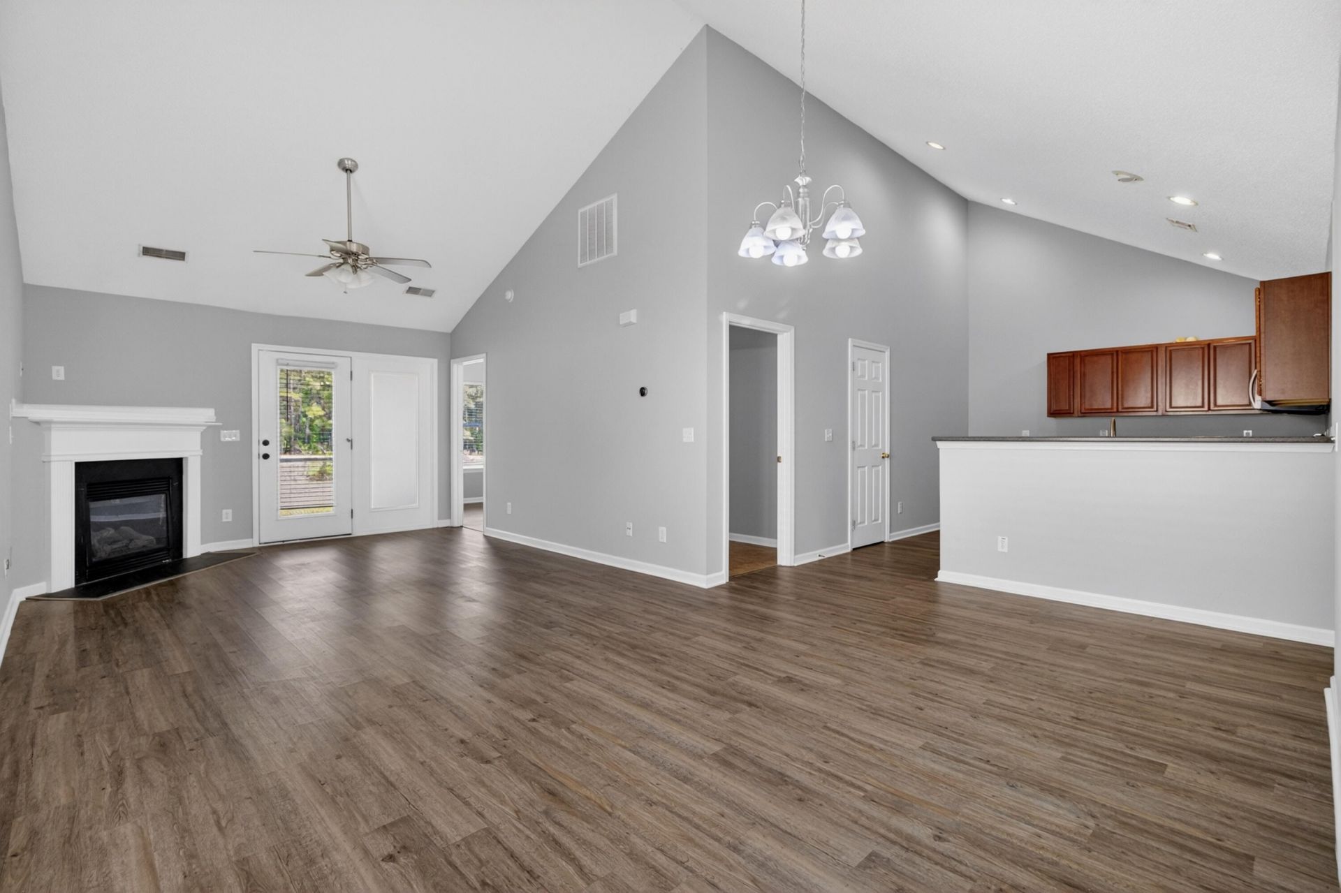 1238 River Rock Road Photo 9