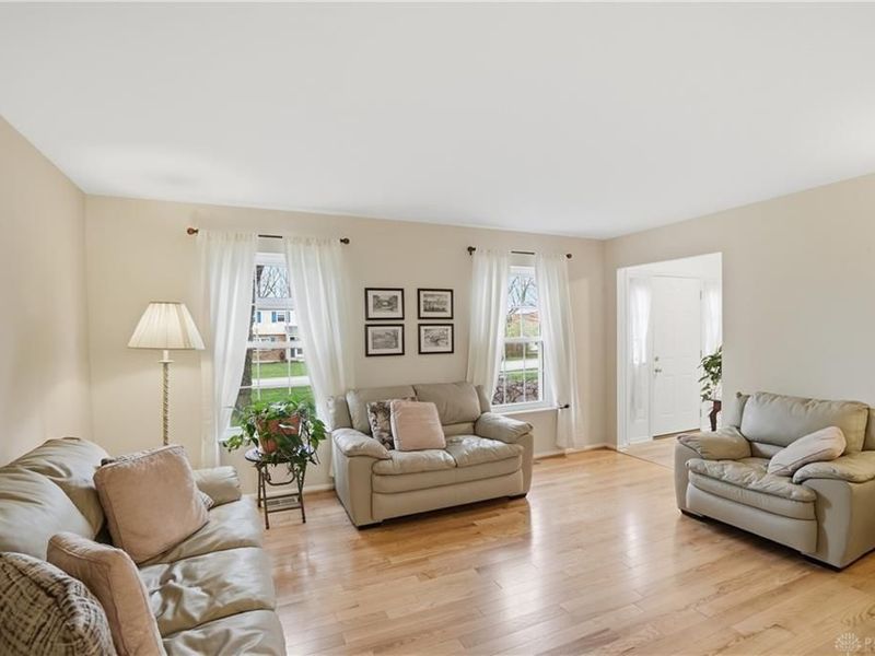 7771 Kennesaw Drive, West Chester, OH 45069 Photo 2