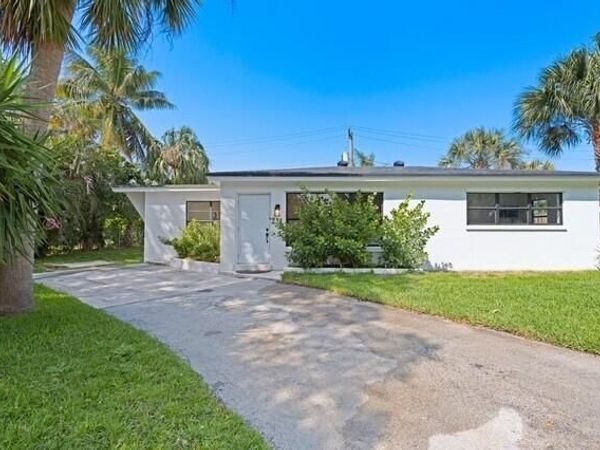 235 NE 20th Street, Boca Raton, FL 33431