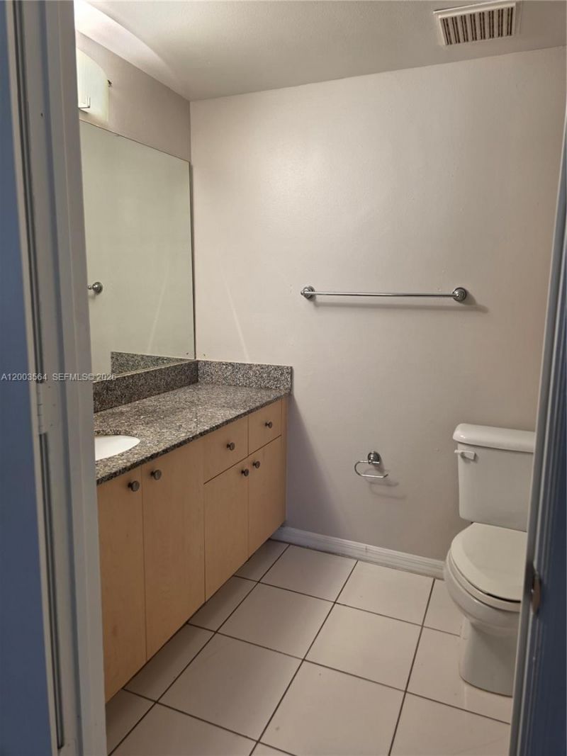 2492 Centergate Dr, Unit 201, Miramar, FL 33025 Photo