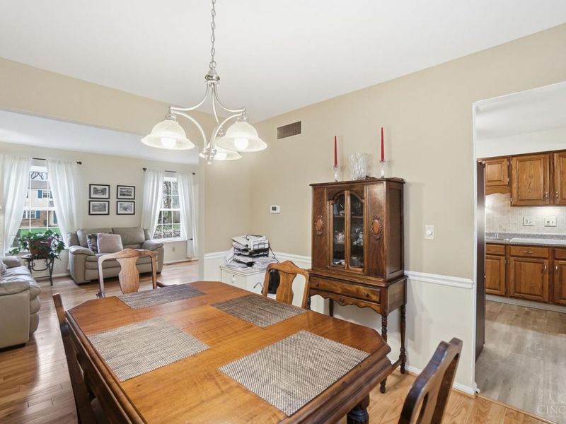 7771 Kennesaw Drive, West Chester, OH 45069 Photo 18