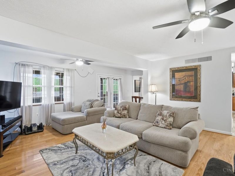 7771 Kennesaw Drive, West Chester, OH 45069 Photo 26