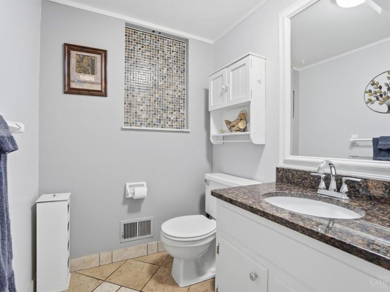 7771 Kennesaw Drive, West Chester, OH 45069 Photo 27