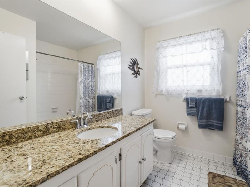 7771 Kennesaw Drive, West Chester, OH 45069 Photo 36