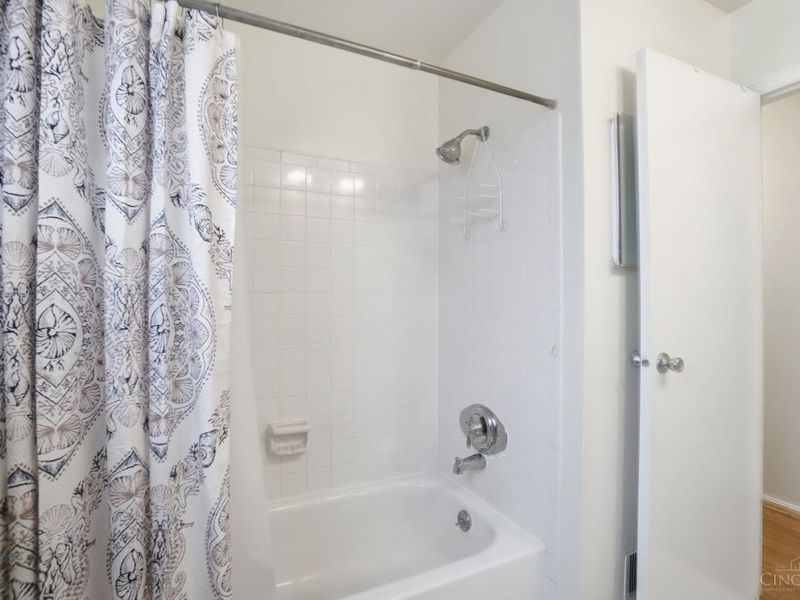 7771 Kennesaw Drive, West Chester, OH 45069 Photo 37