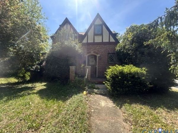 111 Jefferson Street, Emporia, VA 23847