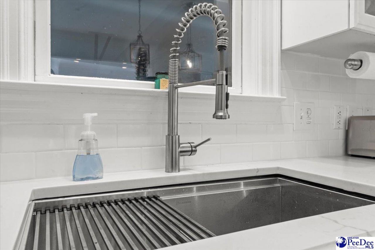 818 Vintage Drive Photo 12