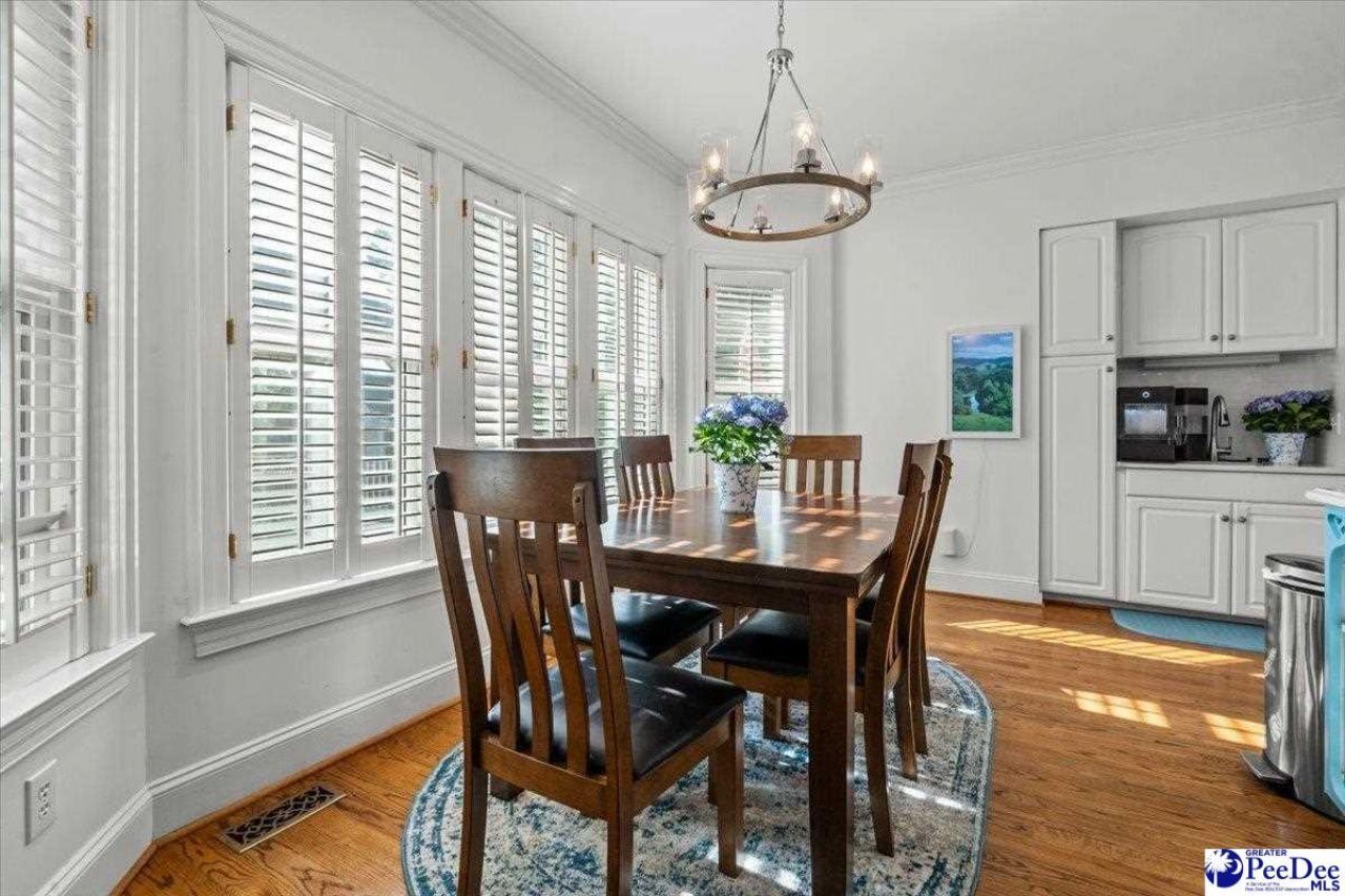 818 Vintage Drive Photo 14