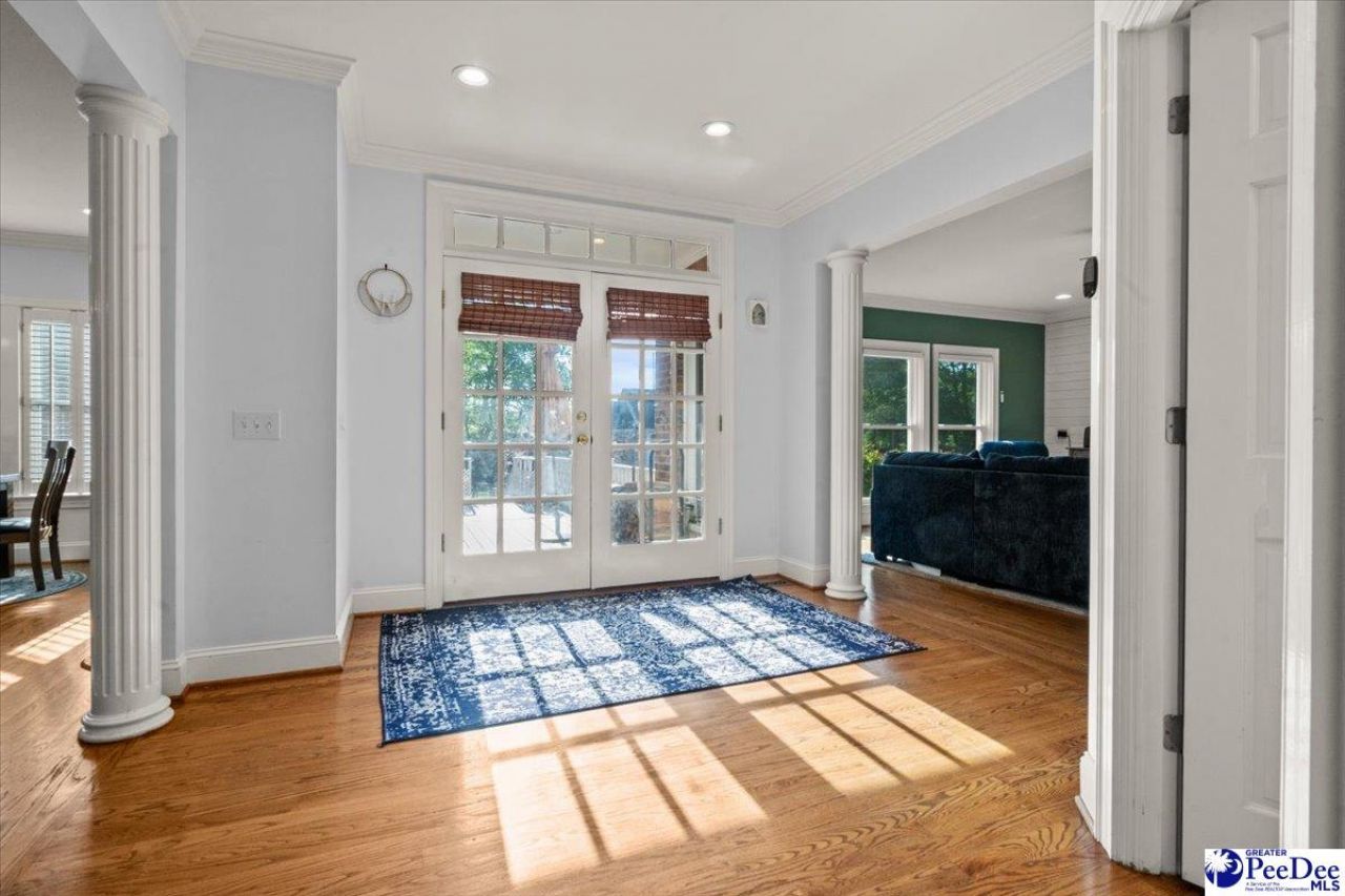 818 Vintage Drive Photo 8