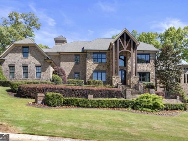 271 Pine Valley Drive SE, Marietta, GA 30067