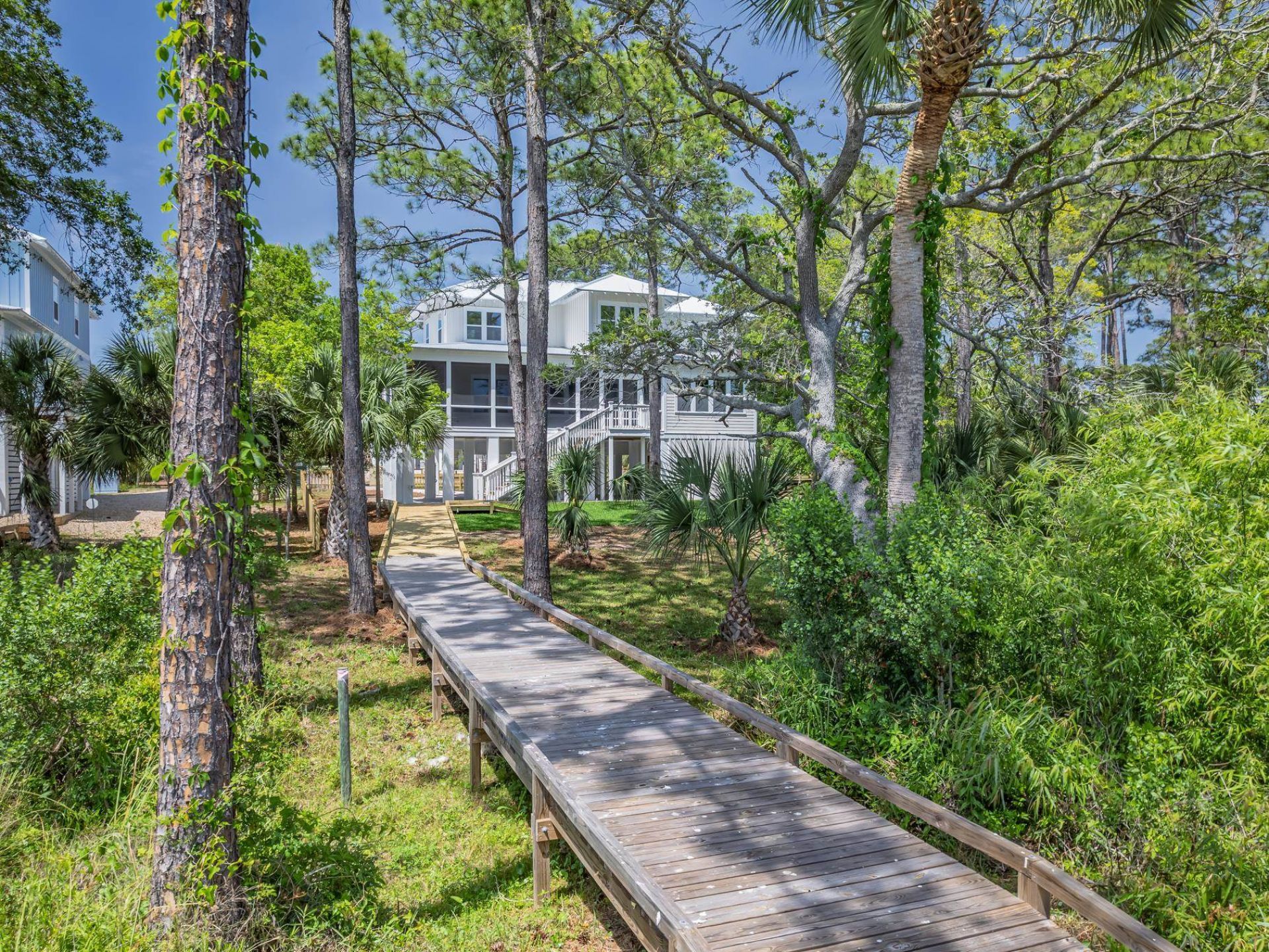 311 Trails End Way, Saint Teresa, FL 32358 Photo