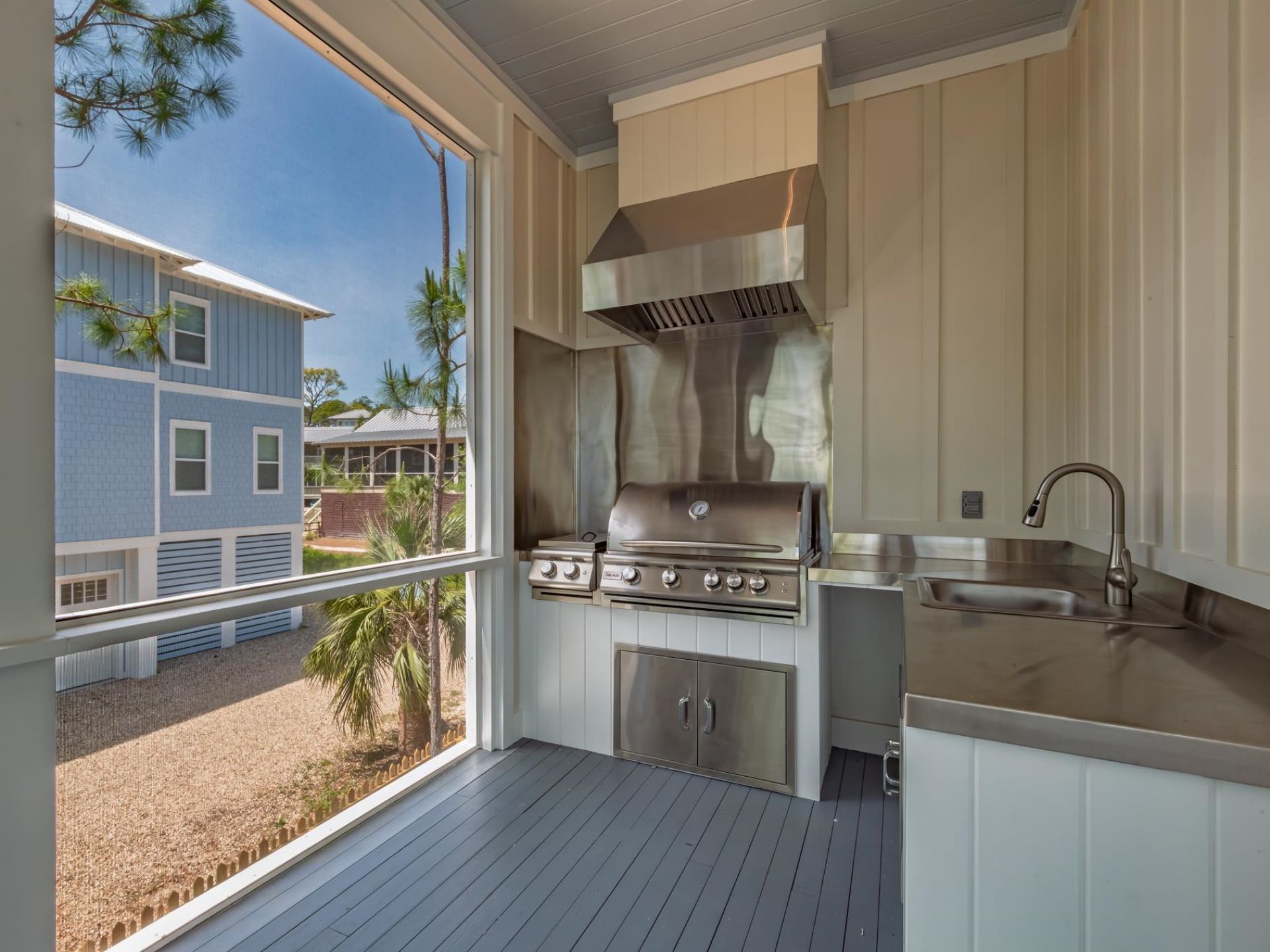 311 Trails End Way, Saint Teresa, FL 32358 Photo