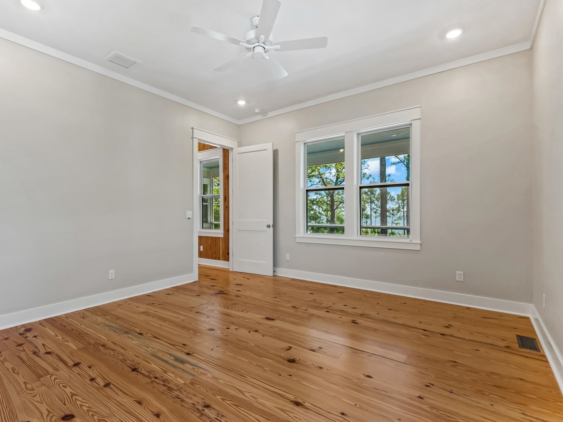 311 Trails End Way, Saint Teresa, FL 32358 Photo