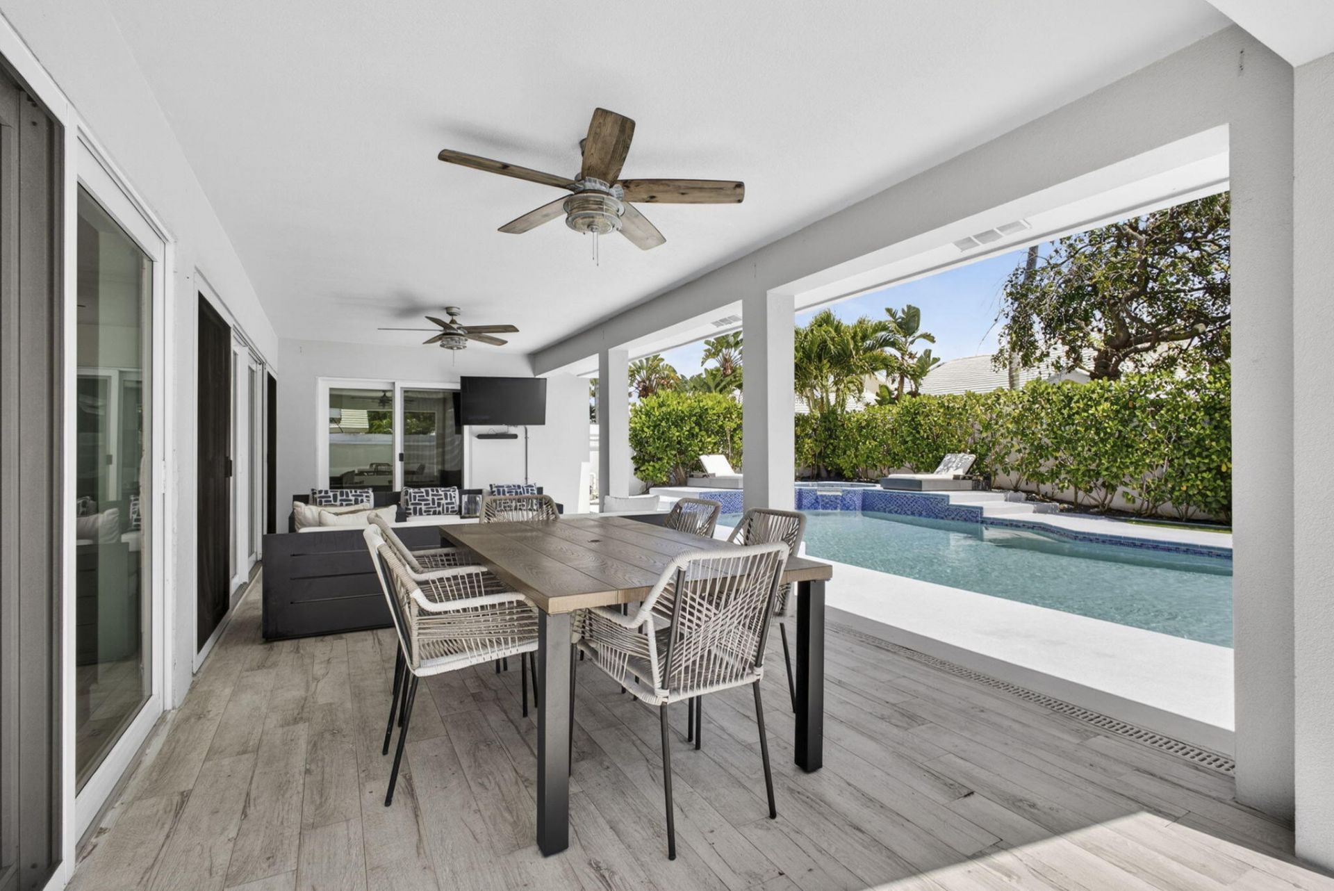 2760 White Wing Lane, West Palm Beach, FL 33409 Photo