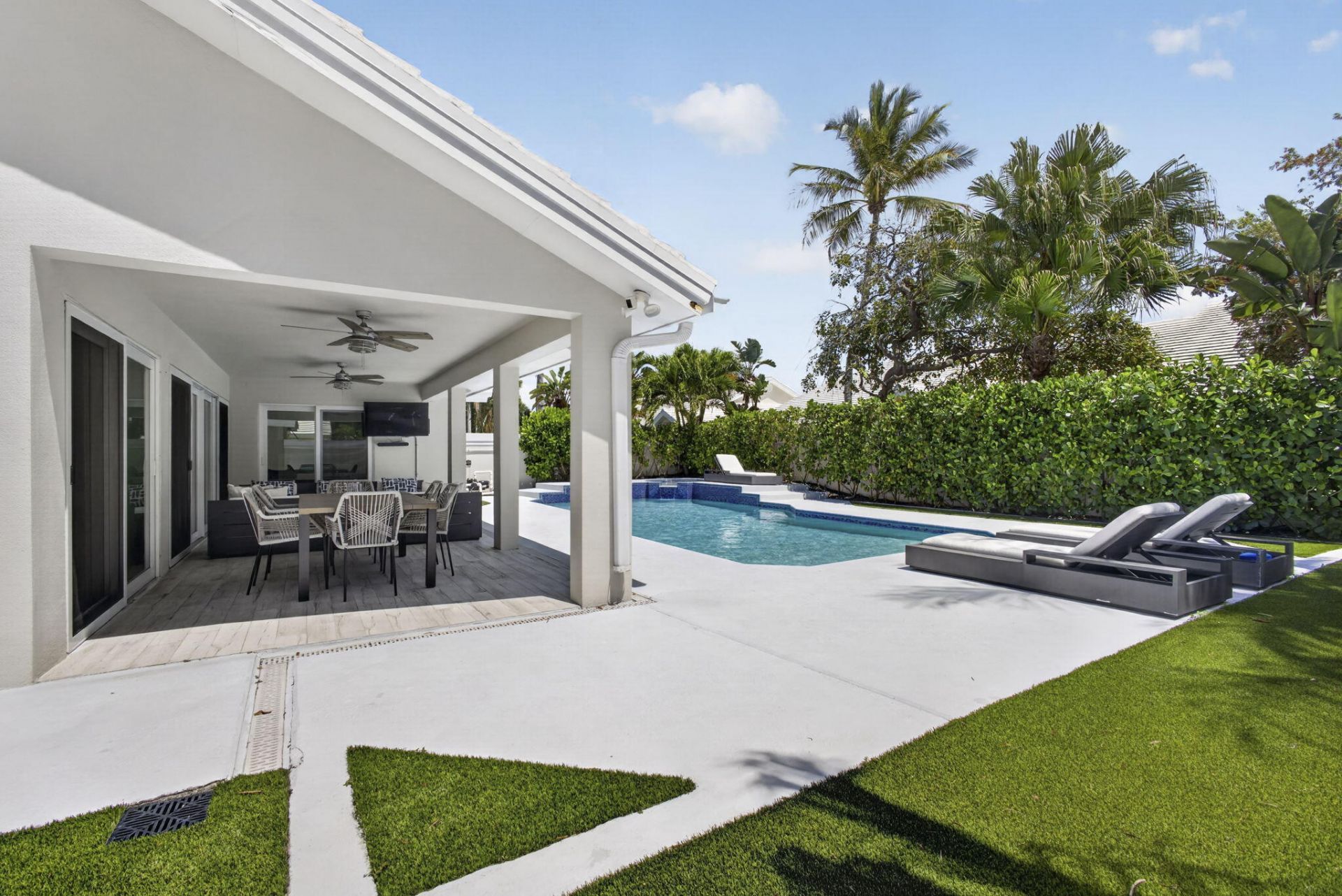 2760 White Wing Lane, West Palm Beach, FL 33409 Photo