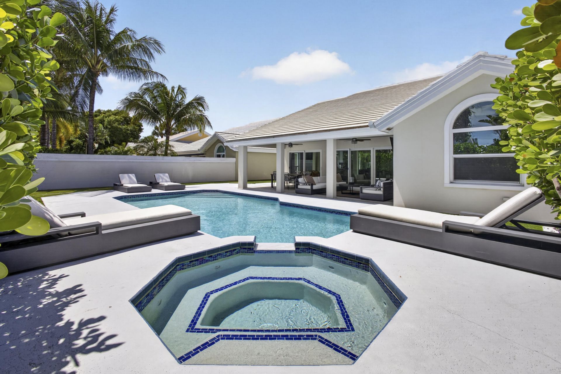 2760 White Wing Lane, West Palm Beach, FL 33409 Photo
