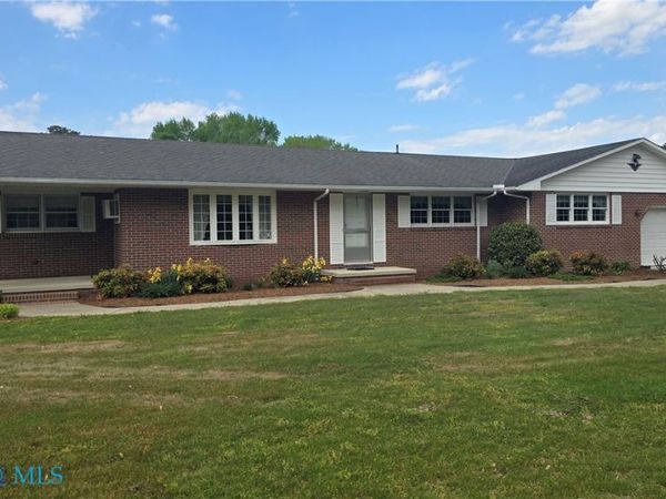 250 Baby Lane , Mathews, VA 23109