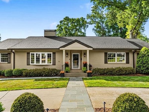 1902 Pembroke Road , Greensboro, NC 27408