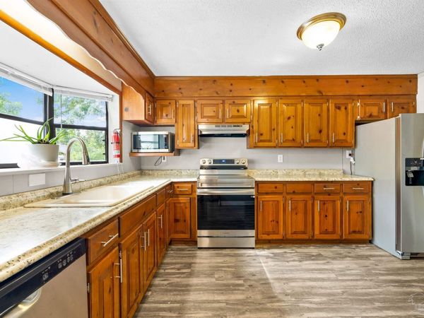 8353 Gardenia Cir, Pensacola, FL 32534