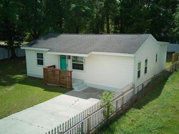 8353 Gardenia Cir, Pensacola, FL 32534