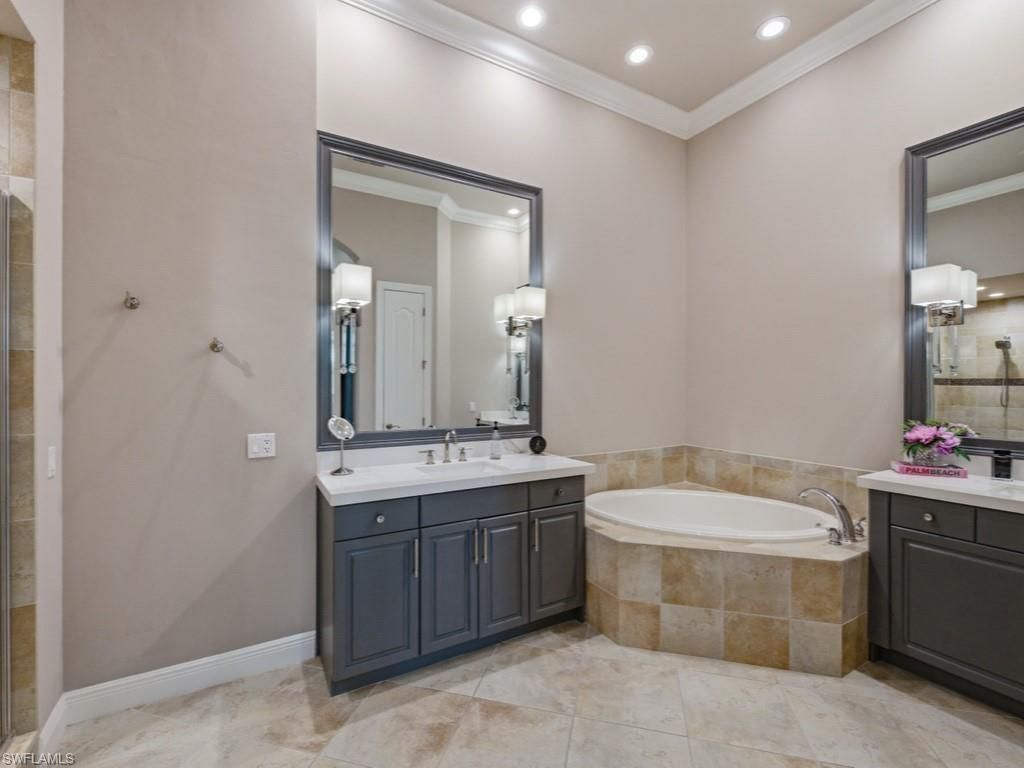 28511 Calabria Ct, Unit 202, Naples, FL 34110 Photo