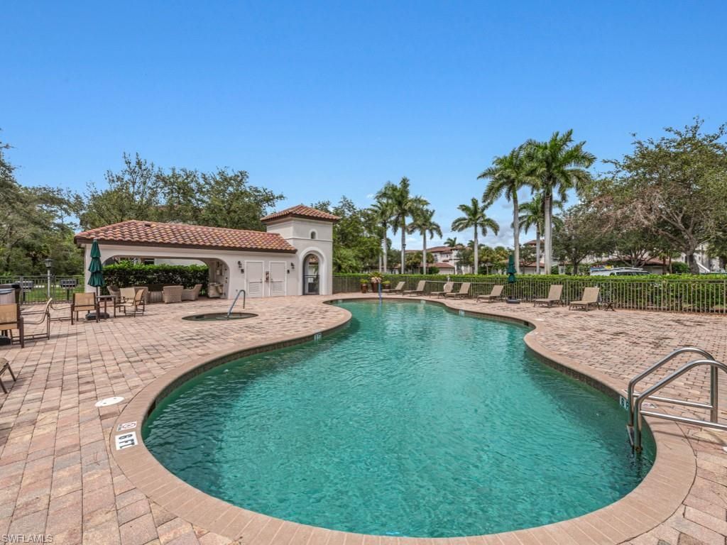 28511 Calabria Ct, Unit 202, Naples, FL 34110 Photo