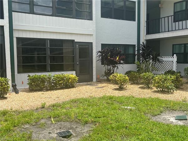 1747 Pebble Beach DR, Unit 106, FORT MYERS, FL 33907