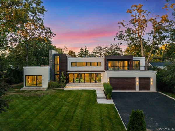 800 Rushmore Avenue, Mamaroneck, NY 10543